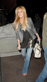 Dina Lohan feet photo 8