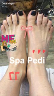 Dina Meyer feet photo thumbnail
