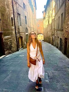 Dina Pugliese feet photo 4