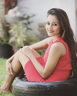 Dinakshie Priyasad feet photo 3
