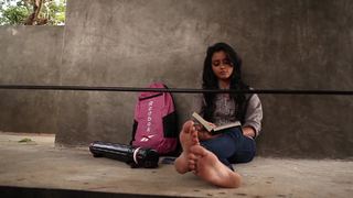 Dinakshie Priyasad feet photo 3