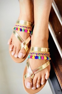 Dinakshie Priyasad feet photo 10