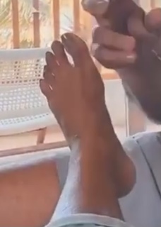 Dinakshie Priyasad feet photo 6