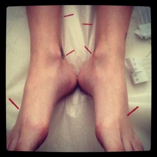 Diora Baird feet photo thumbnail