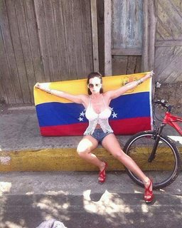 Diosa Canales feet photo 8