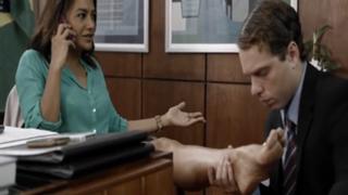 Dira Paes feet photo thumbnail