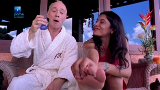 Dira Paes feet photo thumbnail