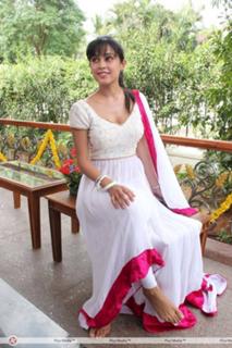 Disha Pandey feet photo 4