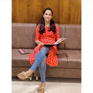 Disha Pandey feet photo 7