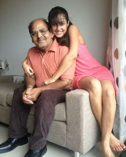 Disha Pandey feet photo 20