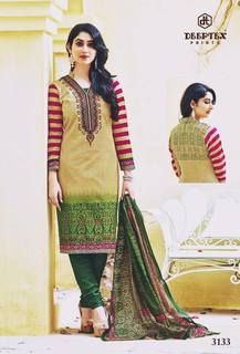 Disha Parmar feet photo 10