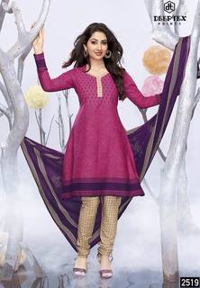 Disha Parmar feet photo 8