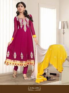 Disha Parmar feet photo 19