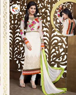 Disha Parmar feet photo 15