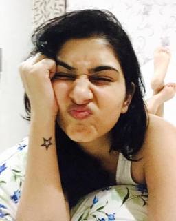 Disha Parmar feet photo 5