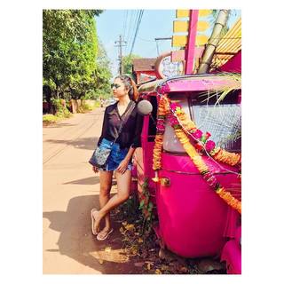 Disha Parmar feet photo 13