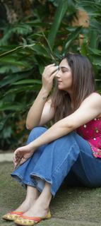 Disha Parmar feet photo 2