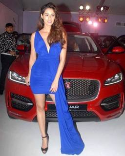 Disha Patani feet photo thumbnail