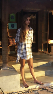 Disha Patani feet photo thumbnail