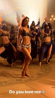 Disha Patani feet photo thumbnail