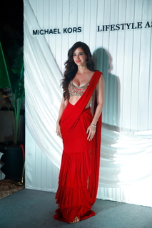 Disha Patani feet photo thumbnail