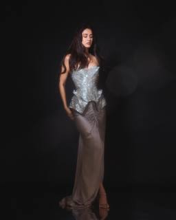 Disha Patani feet photo thumbnail