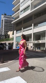 Disha Patani feet photo thumbnail