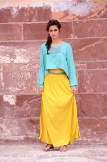 Disha Patani feet photo 17