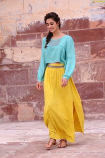 Disha Patani feet photo 15