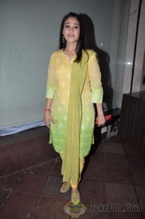 Disha Vakani feet photo 5