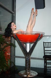 Dita Von Teese feet photo thumbnail