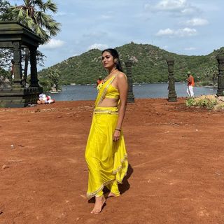 Divi Vadthya feet photo 6
