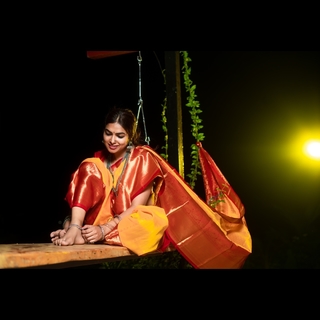 Divi Vadthya feet photo 2