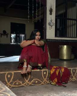 Divi Vadthya feet photo 8
