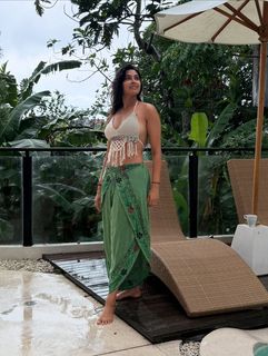 Divi Vadthya feet photo 14