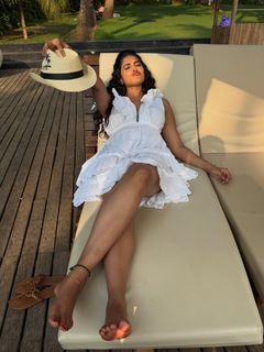 Divi Vadthya feet photo 17