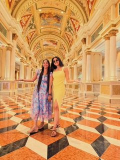 Divi Vadthya feet photo 13