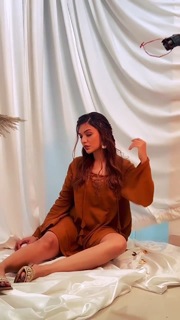 Divya Agarwal feet photo 1