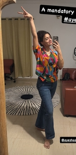 Divya Agarwal feet photo 3
