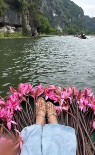 Divya Agarwal feet photo 3