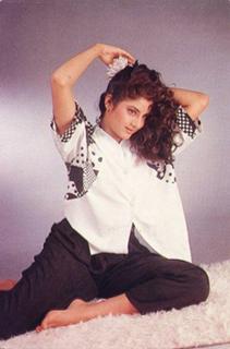 Divya Bharti feet photo 2