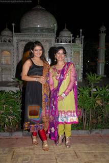 Divya Dutta feet photo 7