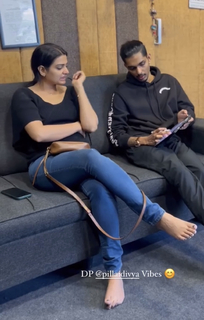 Divya Pillai feet photo 14