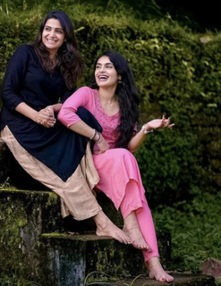 Divya Pillai feet photo 11