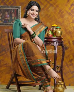 Divya Pillai feet photo 5