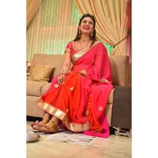 Divyanka Tripathi feet photo thumbnail