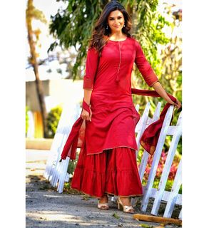 Divyanka Tripathi feet photo thumbnail