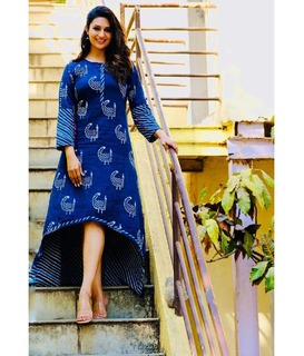 Divyanka Tripathi feet photo thumbnail