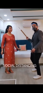 Divyanka Tripathi feet photo thumbnail