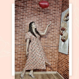 Divyanka Tripathi feet photo thumbnail